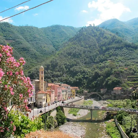 La Terrazza Soleggiata Di Maria By Interhome 度假居 巴达卢科