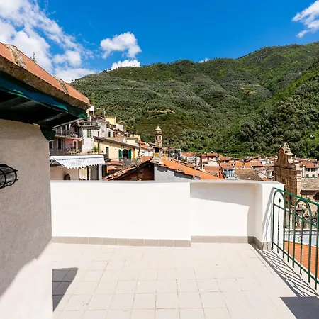 La Terrazza Soleggiata Di Maria By Interhome 度假居 *