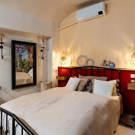 度假居 La Terrazza Soleggiata Di Maria By Interhome 巴达卢科